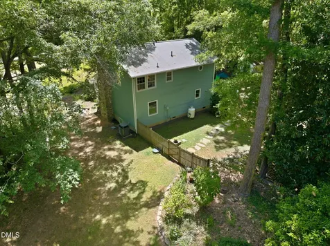 1423 Indian Camp Road Chapel Hill NC 27516
