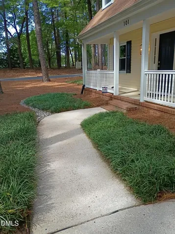 101 Flora Mcdonald Lane Cary NC 27511
