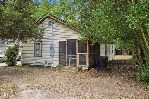 207 2nd Street Erwin NC 28339