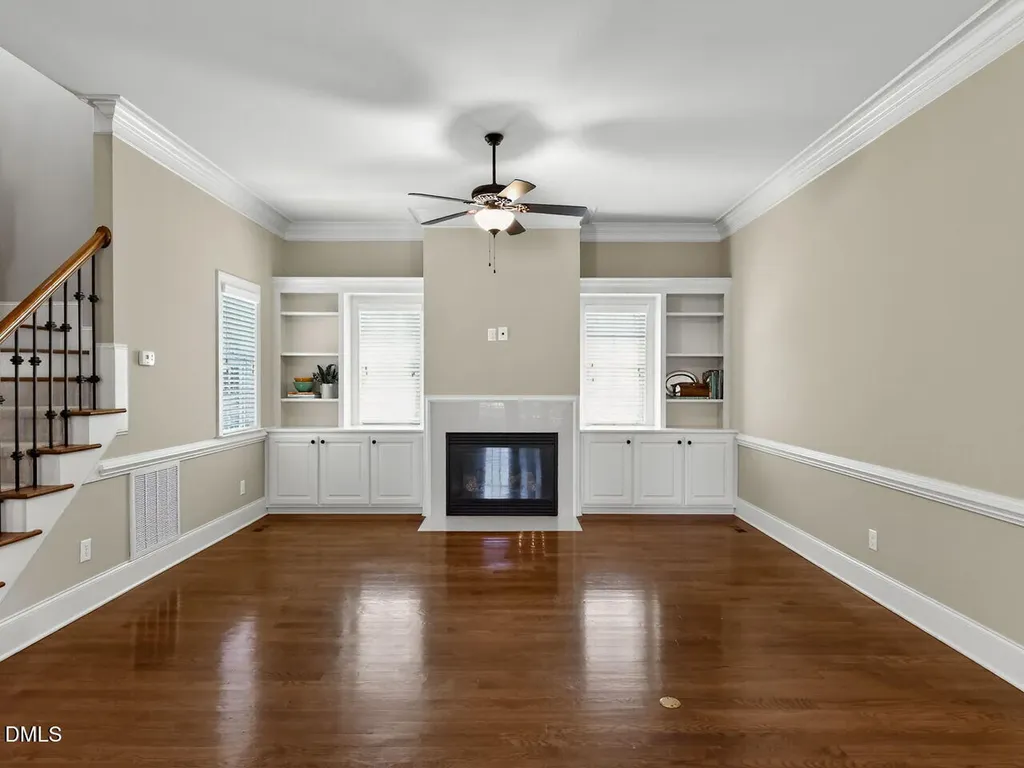 1813 Green Oaks Parkway Holly Springs NC 27540