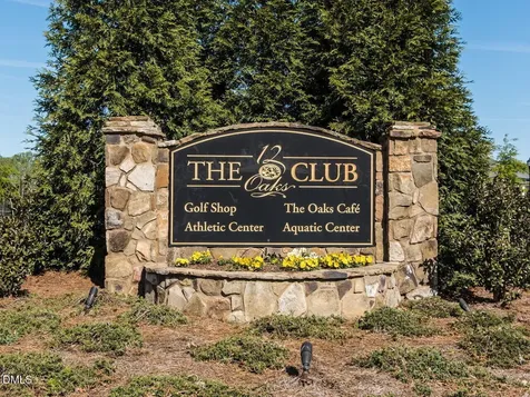 1813 Green Oaks Parkway Holly Springs NC 27540