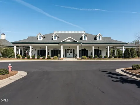 1813 Green Oaks Parkway Holly Springs NC 27540