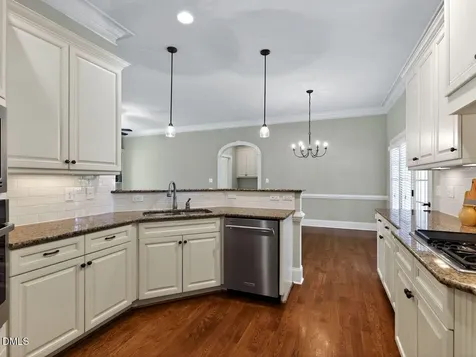 1813 Green Oaks Parkway Holly Springs NC 27540