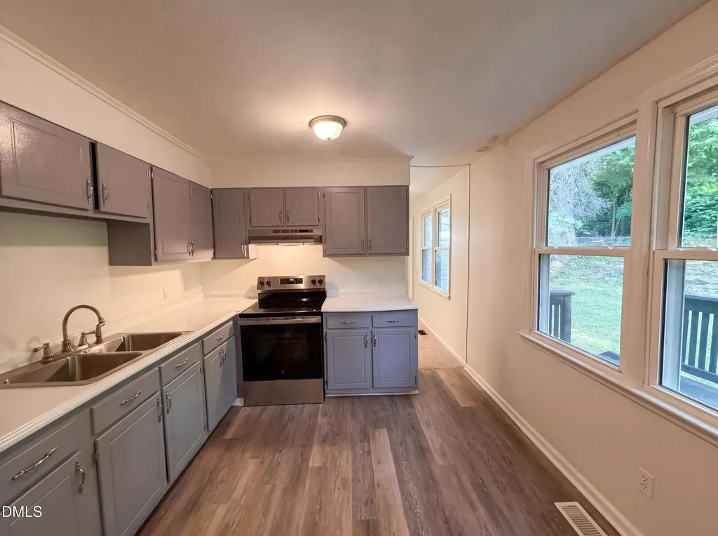 310 Robin Hood Drive Raleigh NC 27604