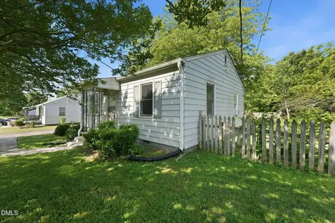 606 Walker Avenue Graham NC 27253
