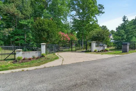 545 Ryans Lane Clayton NC 27520