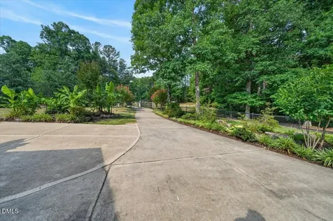 545 Ryans Lane Clayton NC 27520