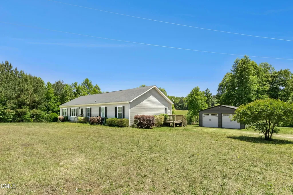 1634 Lynch Road Selma NC 27576