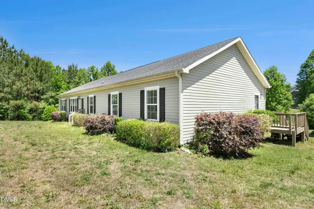 1634 Lynch Road Selma NC 27576