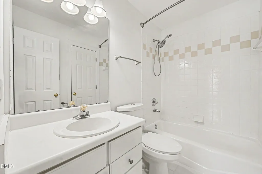 2807 Sterling Park Drive Raleigh NC 27603