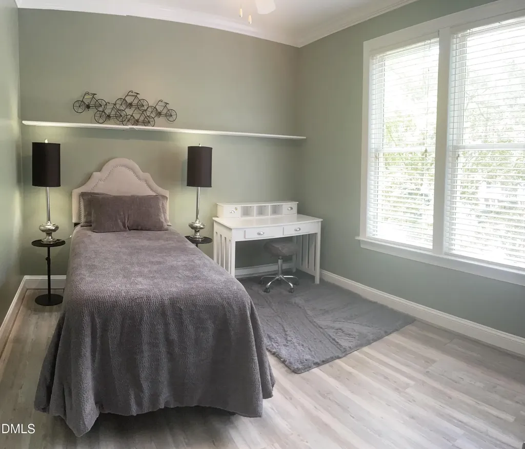 1130 Parkridge Lane Raleigh NC 27605