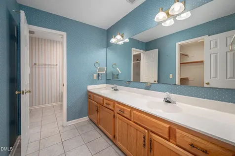 712 Flagstone Way Durham NC 27712