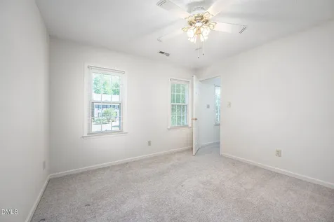 712 Flagstone Way Durham NC 27712