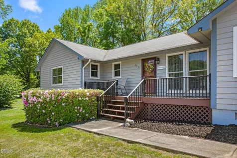 2627 White Pine Lane Mebane NC 27302