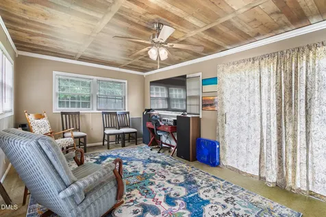 2627 White Pine Lane Mebane NC 27302