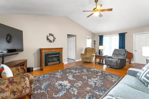2627 White Pine Lane Mebane NC 27302