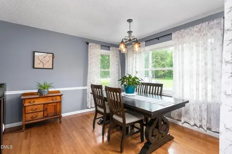 2627 White Pine Lane Mebane NC 27302