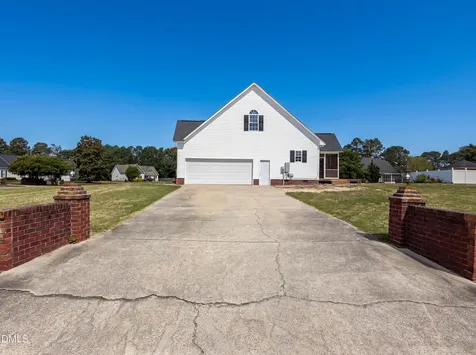 167 Stonehenge Drive Dunn NC 28334