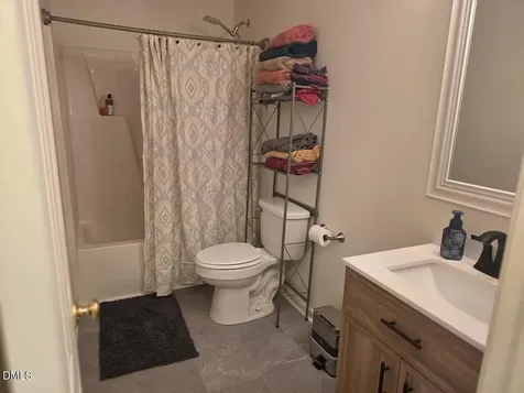 7 Apple Ridge Court Greensboro NC 27406