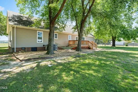 311 Bridgers Road Kenly NC 27542