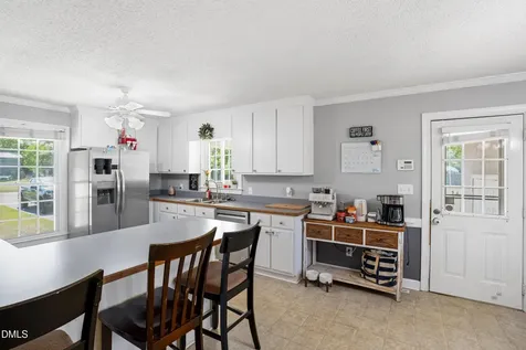 311 Bridgers Road Kenly NC 27542