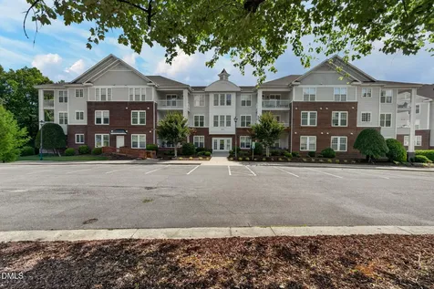 412 Eyam Hall Lane Apex NC 27502
