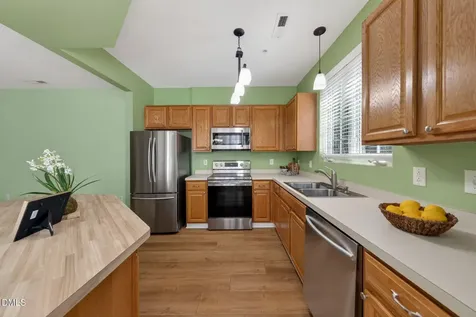412 Eyam Hall Lane Apex NC 27502