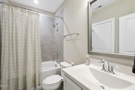 926 Regency Cottage Place Cary NC 27518