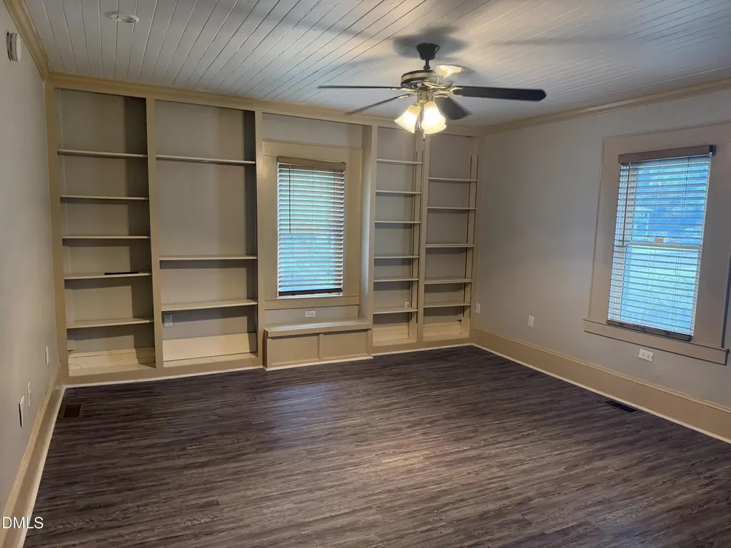 302 N Brevard Street Selma NC 27576