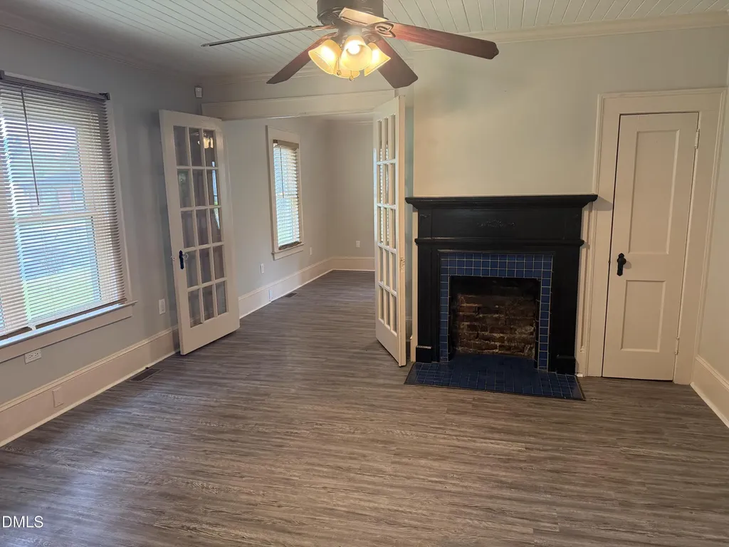 302 N Brevard Street Selma NC 27576