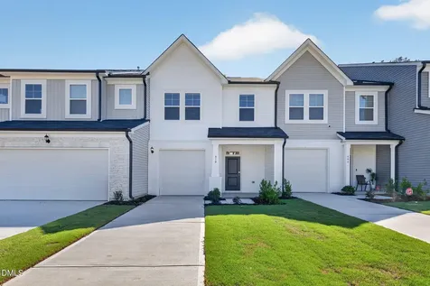 610 Barrington Row Avenue Zebulon NC 27597