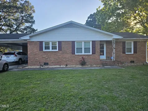502 Crestview Avenue SW Wilson NC 27893