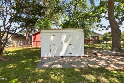 502 Crestview Avenue SW Wilson NC 27893