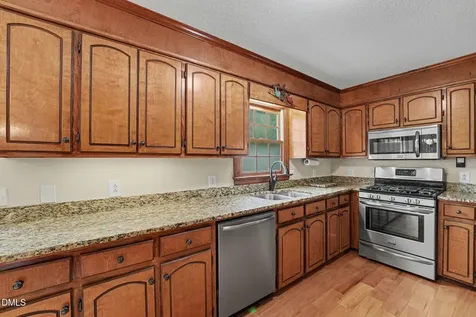 105 Dogwood Drive Kenly NC 27542