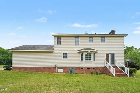105 Dogwood Drive Kenly NC 27542