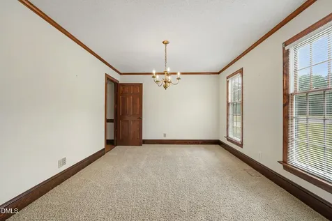 105 Dogwood Drive Kenly NC 27542