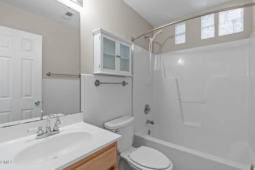 512 Lee Street Holly Springs NC 27540