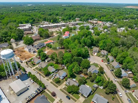 512 Lee Street Holly Springs NC 27540