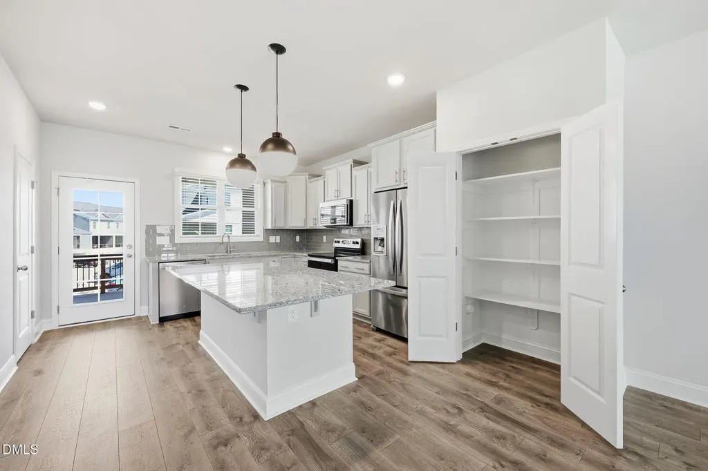 507 Gateway Townes Boulevard Wake Forest NC 27587