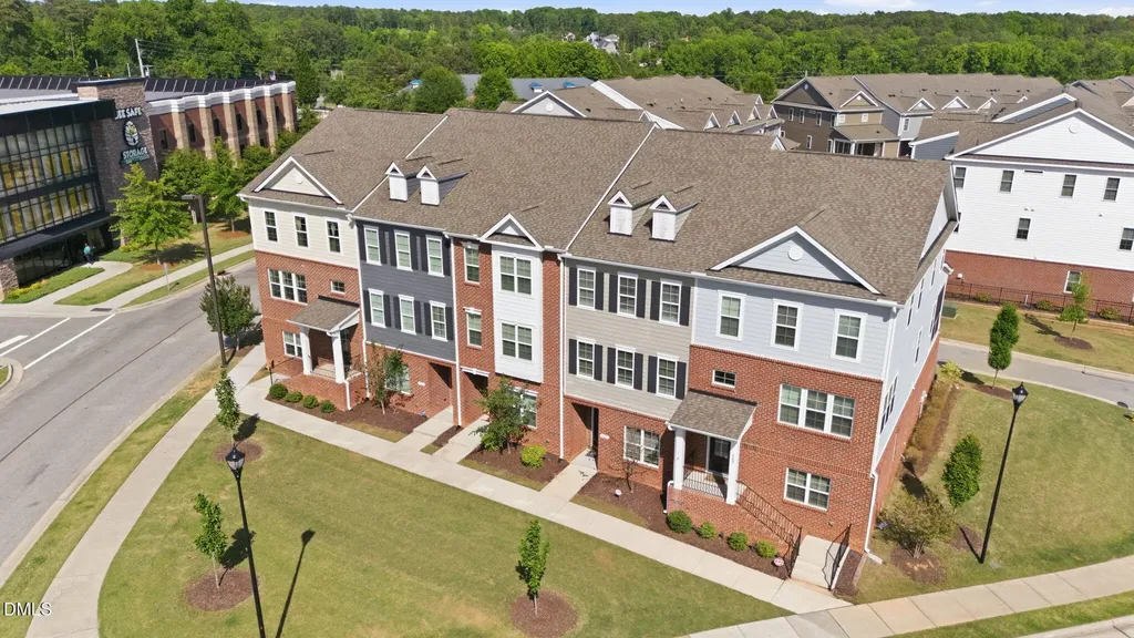 507 Gateway Townes Boulevard Wake Forest NC 27587