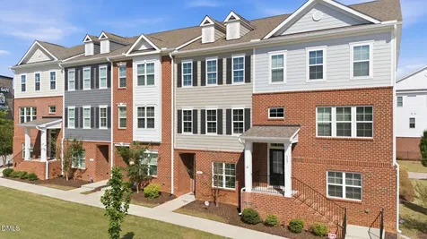 507 Gateway Townes Boulevard Wake Forest NC 27587