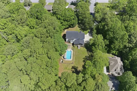304 Dowell Drive Cary NC 27511
