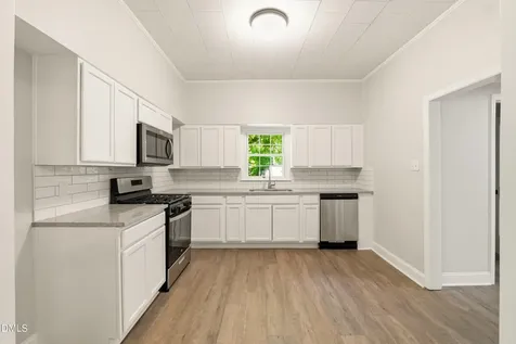 409 Peele Street Burlington NC 27215