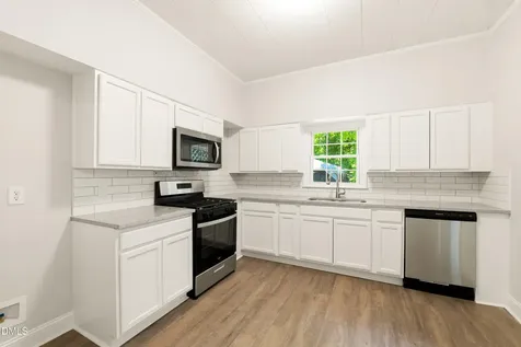 409 Peele Street Burlington NC 27215