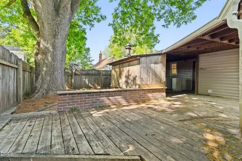 409 Peele Street Burlington NC 27215
