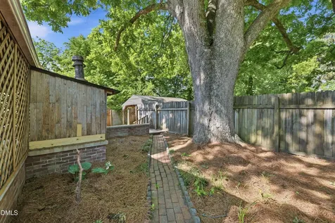 409 Peele Street Burlington NC 27215