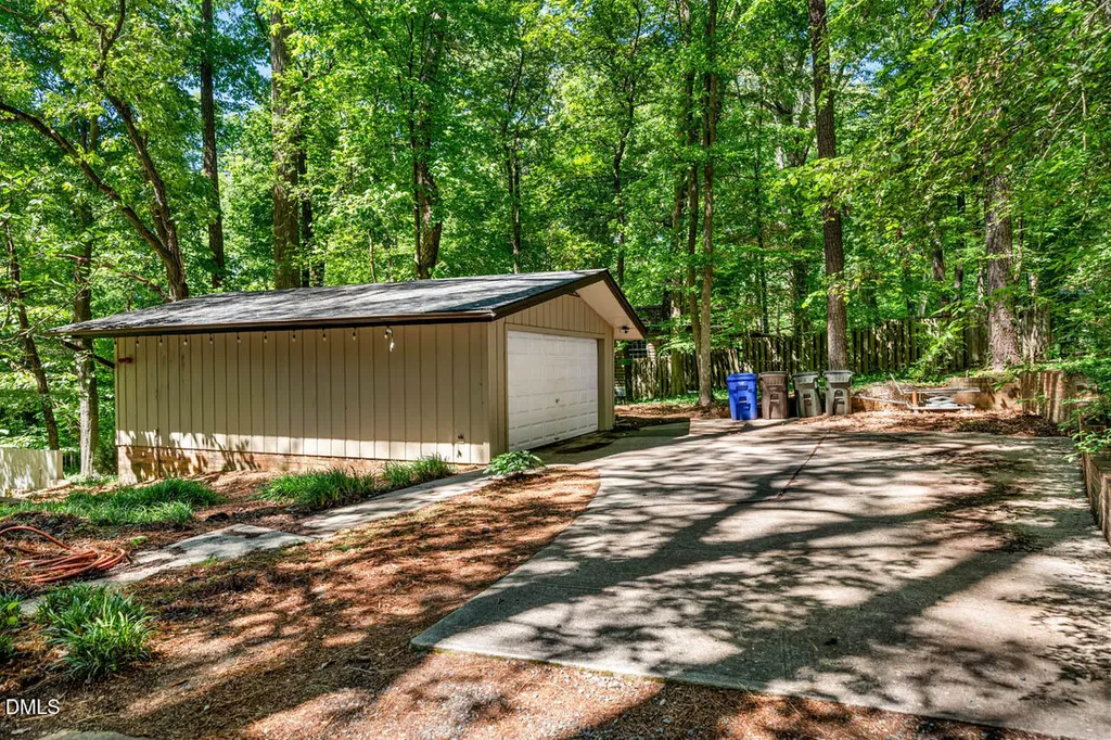 404 Morgan Creek Road Chapel Hill NC 27517