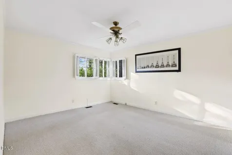 1105 S Vermont Street Smithfield NC 27577