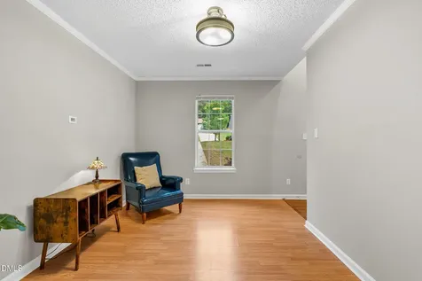 16 Meadowcrest Drive Durham NC 27703
