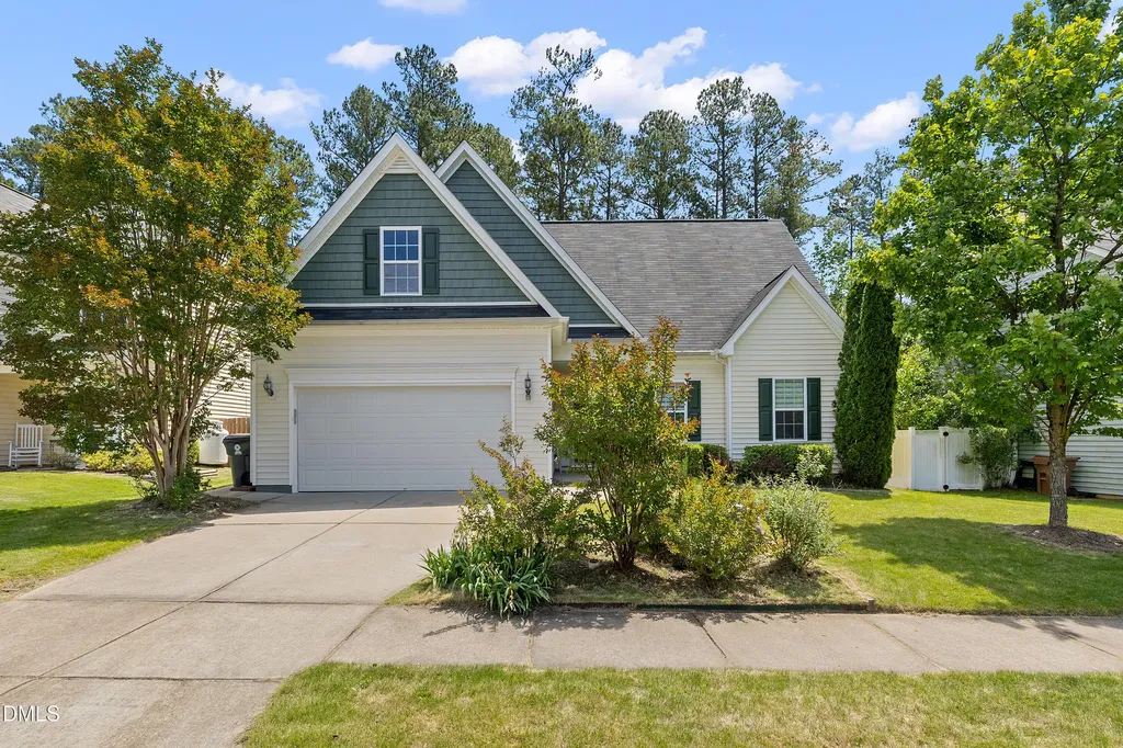 405 Braxcarr Street Holly Springs NC 27540